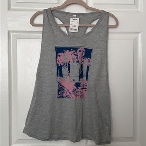 Sleeves shirt